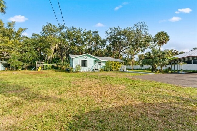 Photo - 8010 Riverview Dr