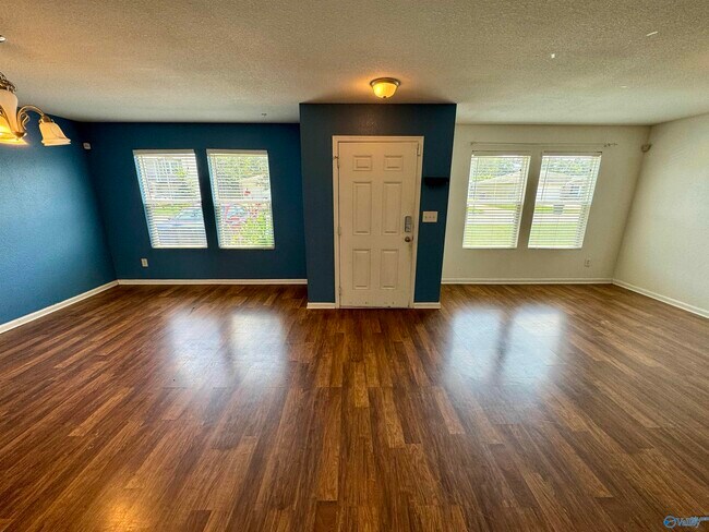 Photo - 164 Bayside Ln