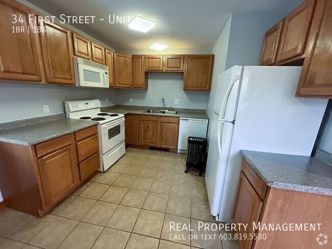 Building Photo - One Bedroom in Berwick- HEAT INCLUDED! Unit C Rental