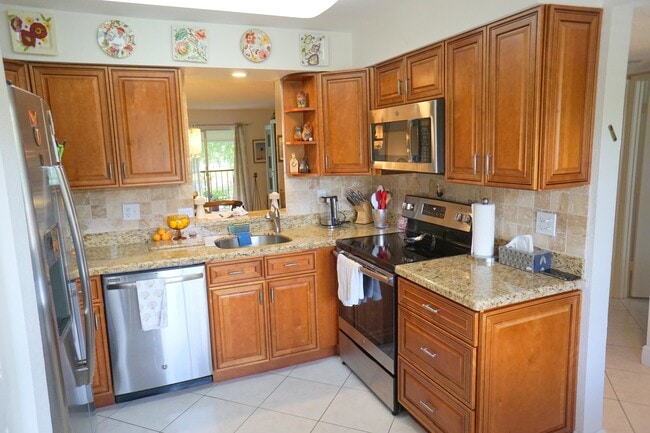 Photo - 7286 Huntington Ln Unit 306