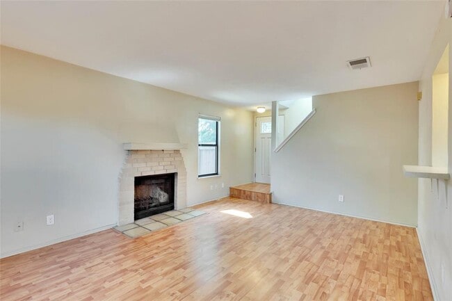 Photo - 8806 Springmail Cir