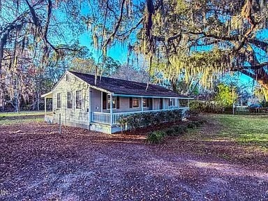 Photo - 13828 Woodland Dr
