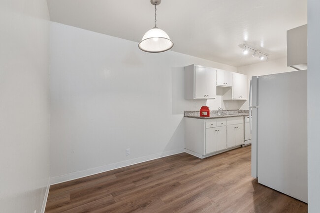 Photo - Walnut Creek Apartments