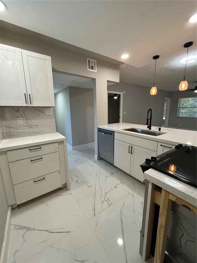 Photo - 5102 NW 36th St Unit 605