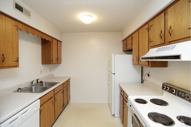 Photo - Stadium Apartments