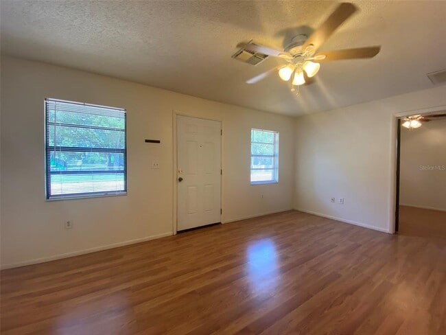 Photo - 301 Woodrow Ave