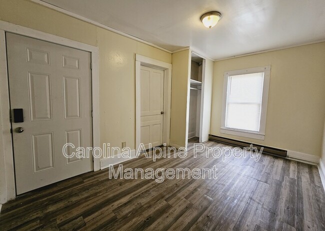 Photo - 409 Morton St Condo