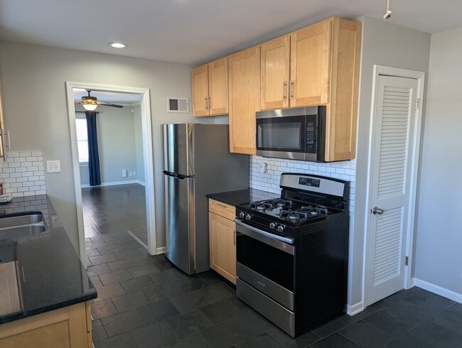 Photo - Remodeled 2 Bedroom 1.5 Bath - Overland Park