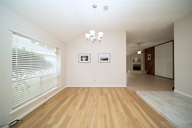 Photo - 3110 Flintwood Dr