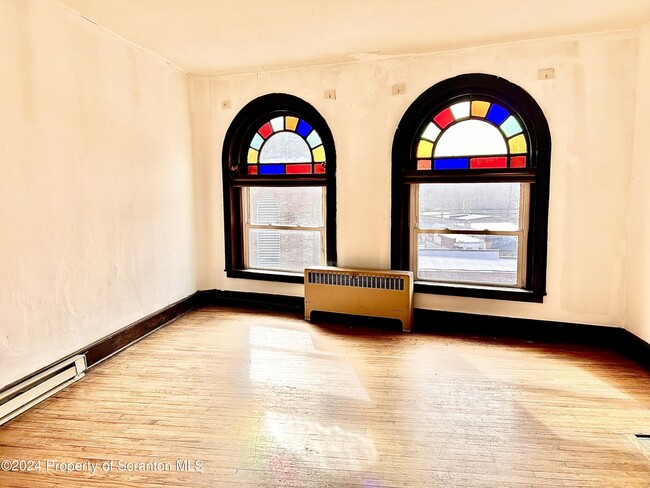 Photo - 65 Willow Ave Apartamento