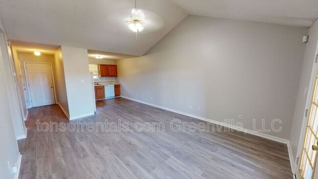 Photo - 1552 Shoally Creek Rd