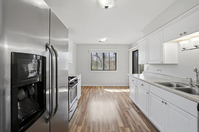 Photo - 905 Knottingham Dr Unit 2A