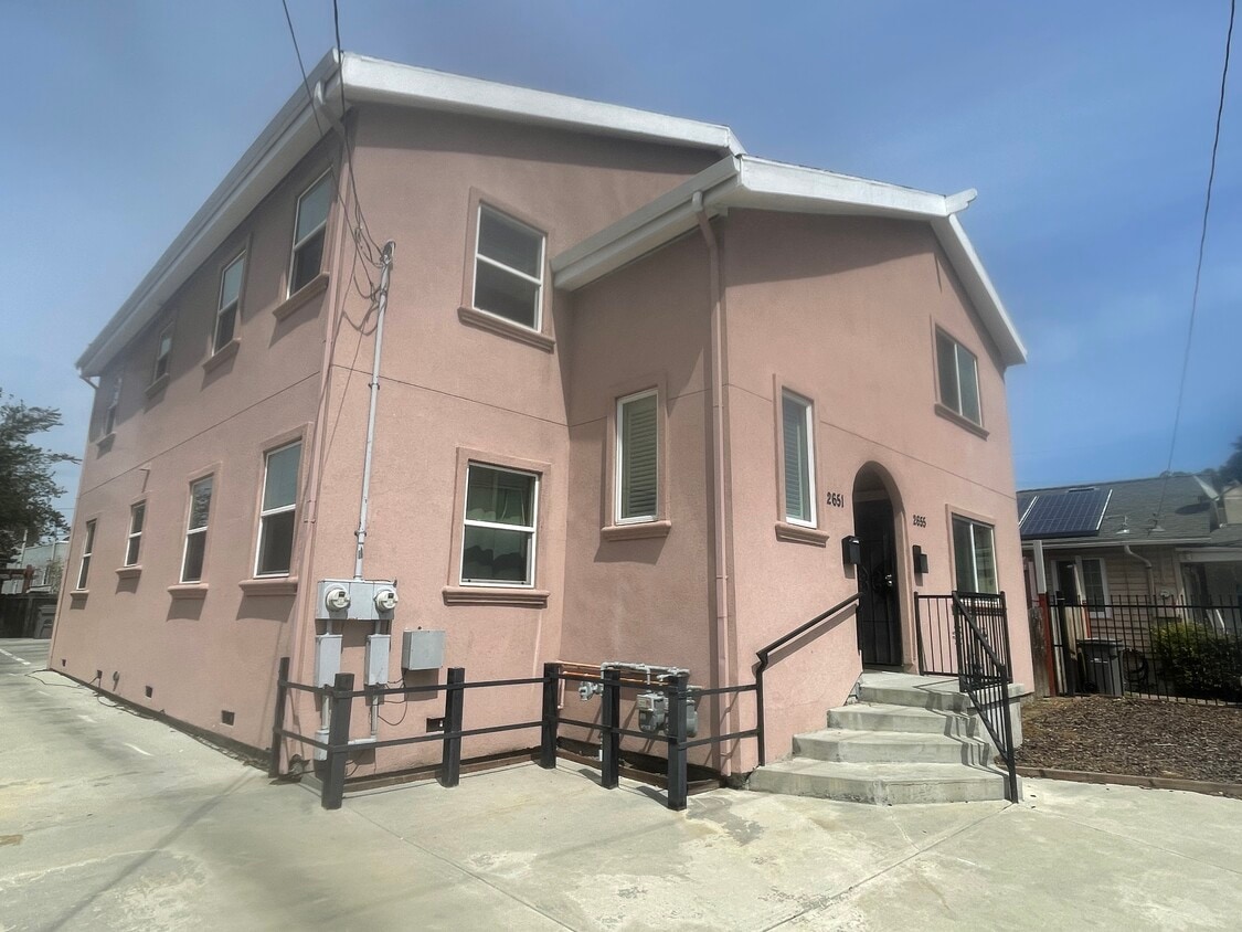 Photo - 2651 109th Ave (Oakland, CA)