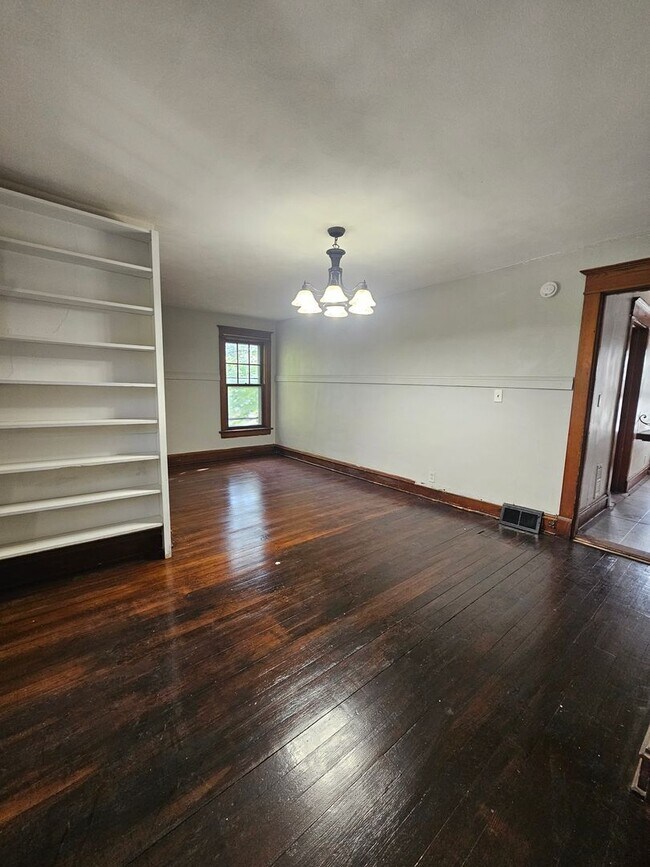 Photo - 1603 W 10th St Unidad 1603 W 10th St.  2