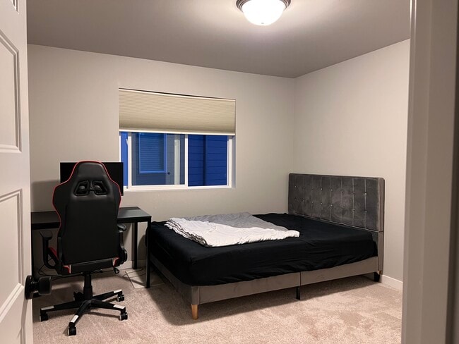 Photo - 13914 35th Pl W