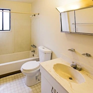 Photo - Pinetree Apartments