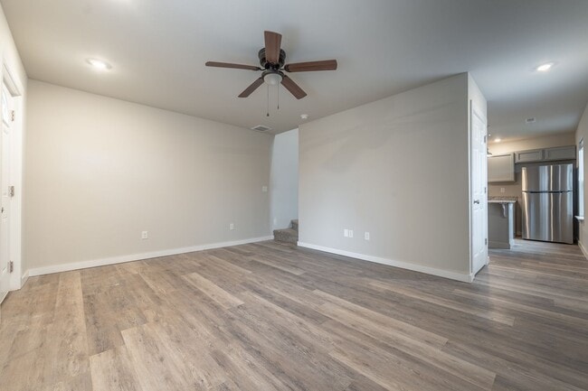 Photo - 1346 N Porter Rd