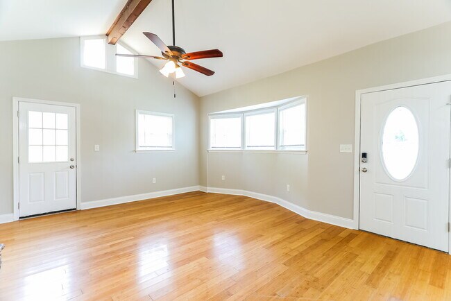 Photo - 5632 6th Ave S