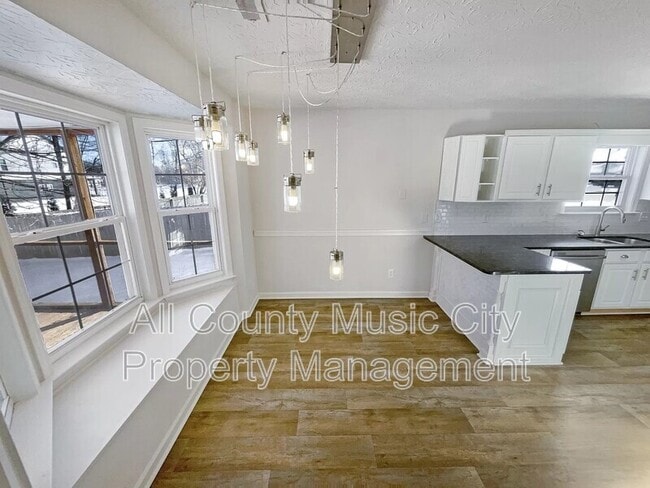 Photo - 1945 Stoney Meadow Dr