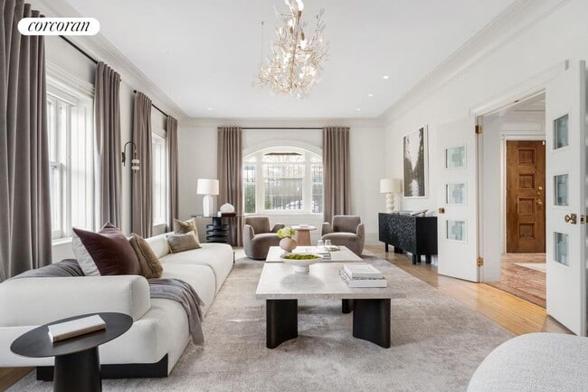 Photo - 337 Riverside Dr