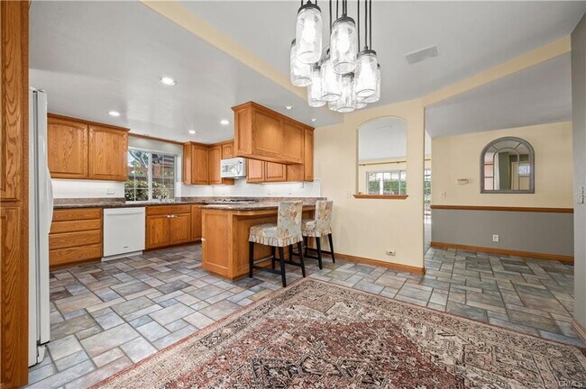 Photo - 3080 W Glen Holly Dr