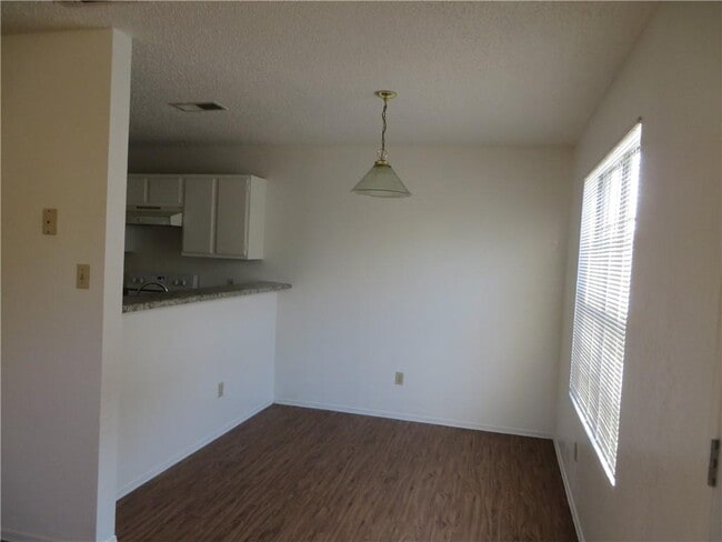 Photo - 2217 Katy Ln
