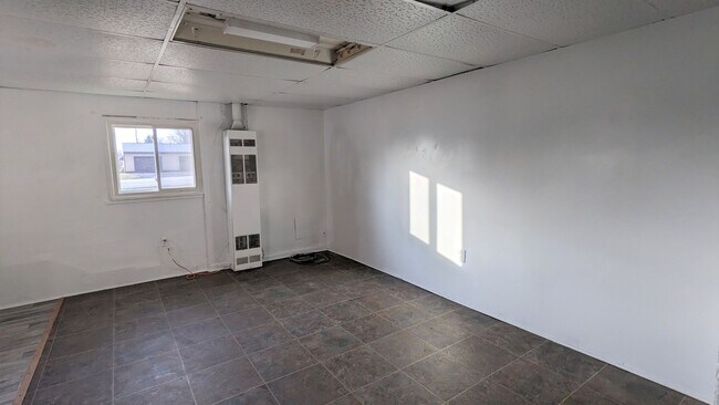 Photo - 5582 S Oceana Dr Unit Apt 4