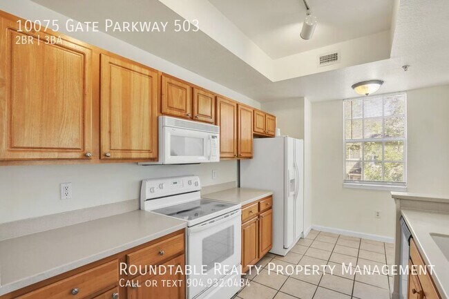 Photo - 10075 Gate Pkwy