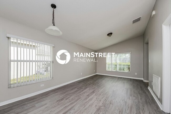 Photo - 3 Bedroom Pet-Friendly Home in Ocoee, FL with Main Street Renewal