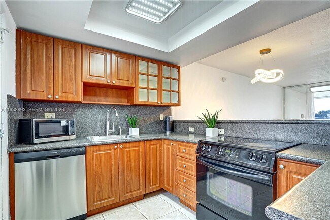 Photo - 3020 Marcos Dr Unit S108