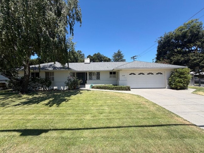 Building Photo - 3 Bedroom | 3 Bathroom | Westmore Oaks Single Family Home Available Now