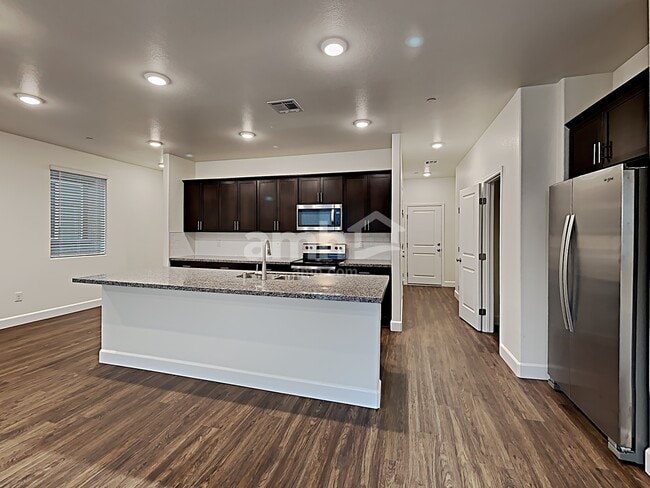 Photo - 306 Timber Kate Pl