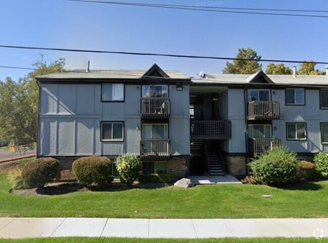 Building Photo - 5700 S 900 E Unit 1 - 1 Rental