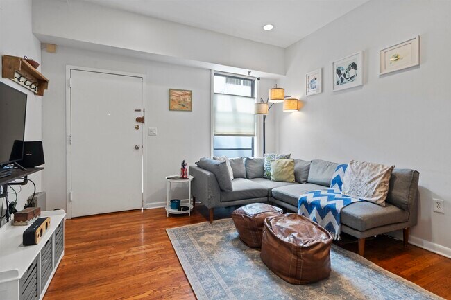 Photo - 187 WAYNE St Unit 411C