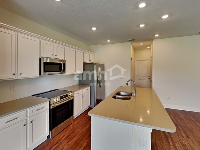 Photo - 237 Onate Cir