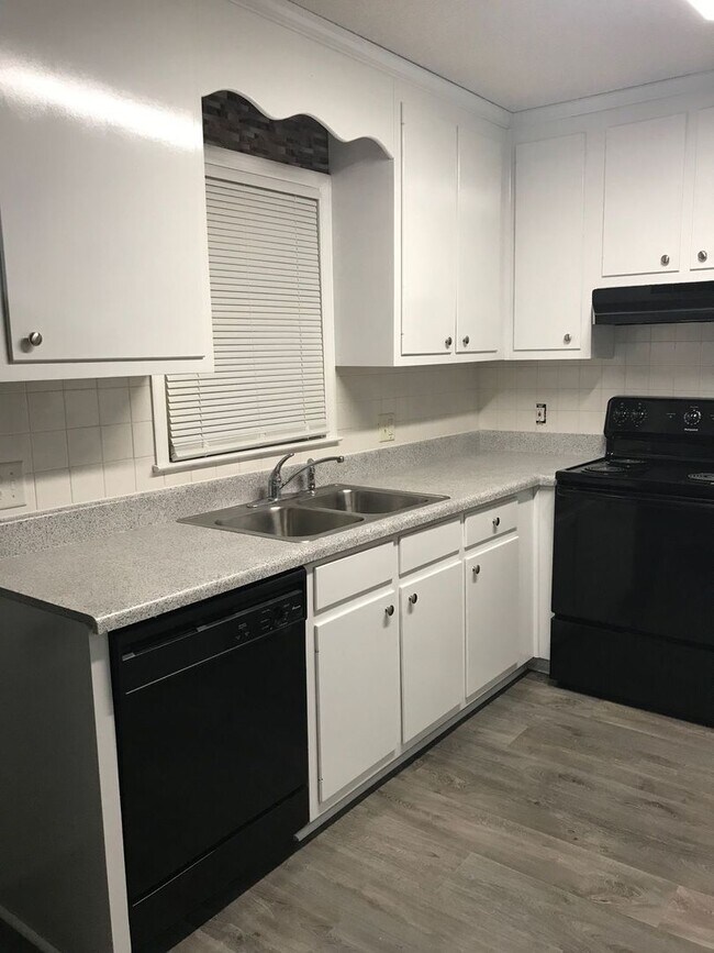 Apartments Moultrie, GA