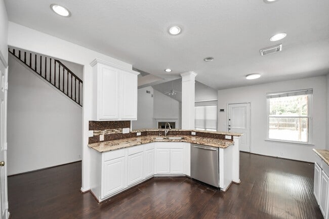 Photo - 20510 Pioneer Bend Ct