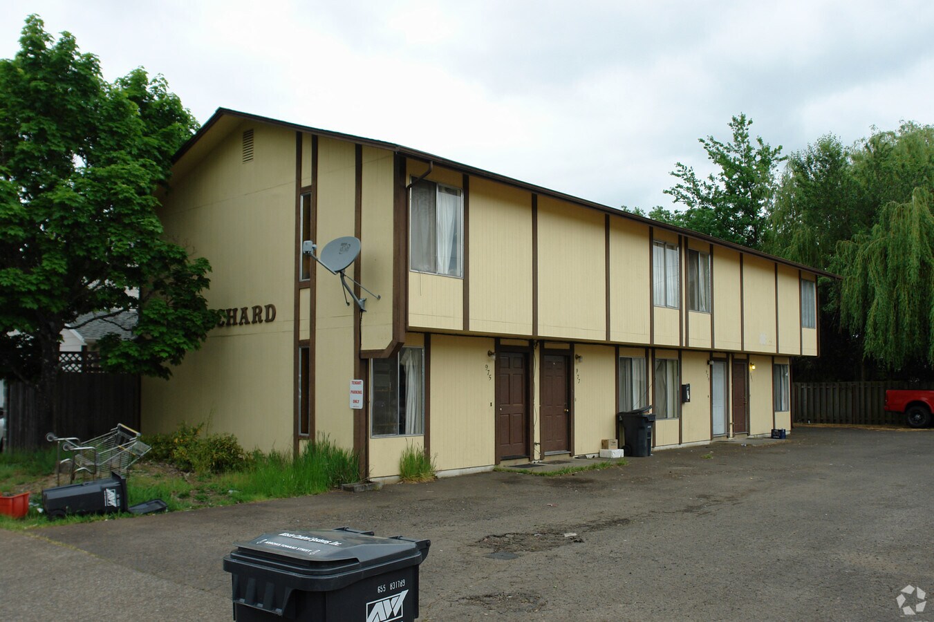 Photo - King Richard Apartments