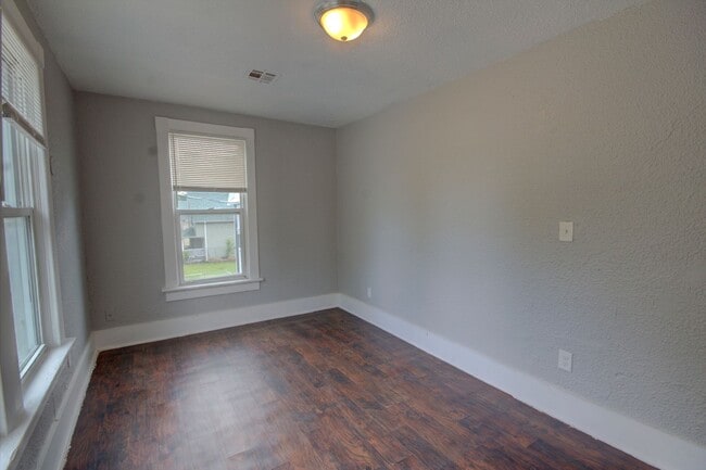 Photo - Upper level unit Unit 1318 1/2