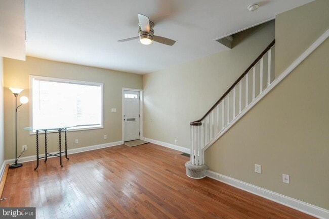 Photo - 137 Durfor St