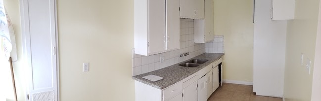 Newly remodeled Kitchen - 3519 Orchard Ave Unit D upstairs