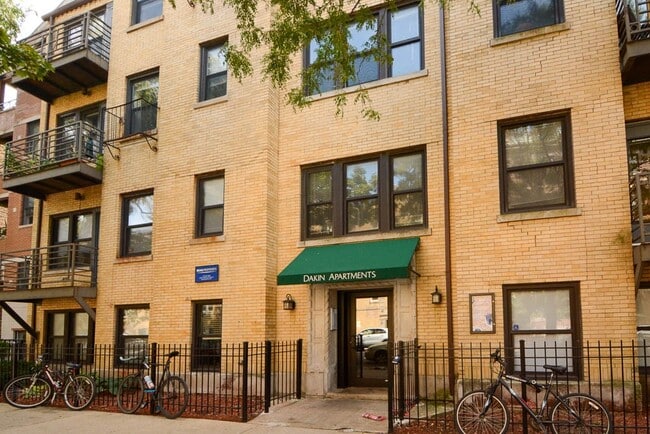 Building Photo - 909 W Dakin St Unit A06K