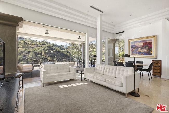 Photo - 10557 Rocca Pl