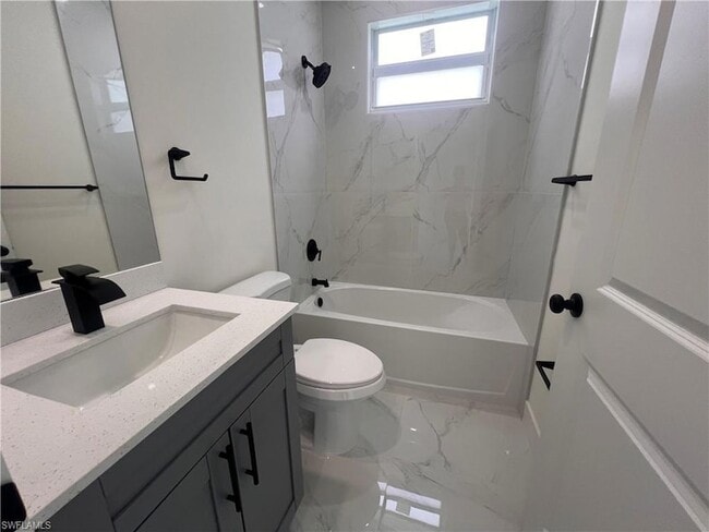 Photo - 1598 Gretchen Ave S