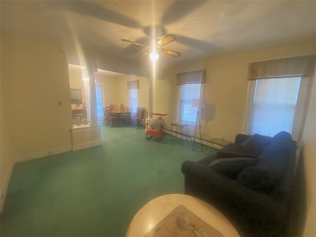 Photo - 33 Fayette St Unidad Apt 1S