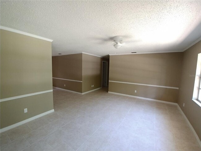 Photo - 190 N Bobwhite Point