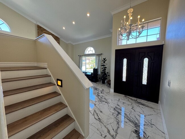 Photo - Luxury 4 Bedroom house