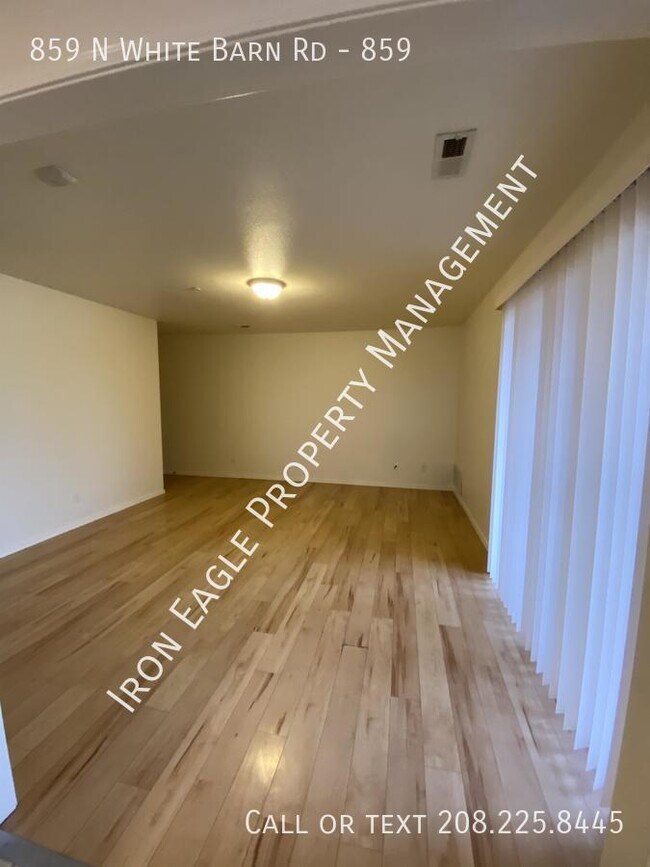 859 N White Barn Rd Apartment Unit 859 Kuna, ID