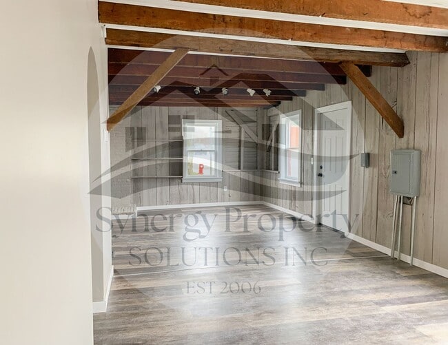 Photo - Main St E 12 Unit 12