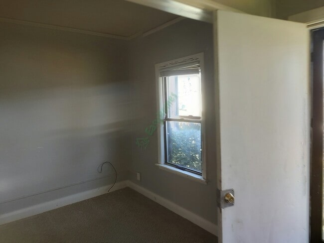 Photo - 2051 N Gale Ave